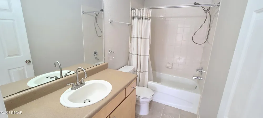 940 Village Trail #3-205 Port Orange, FL 32127