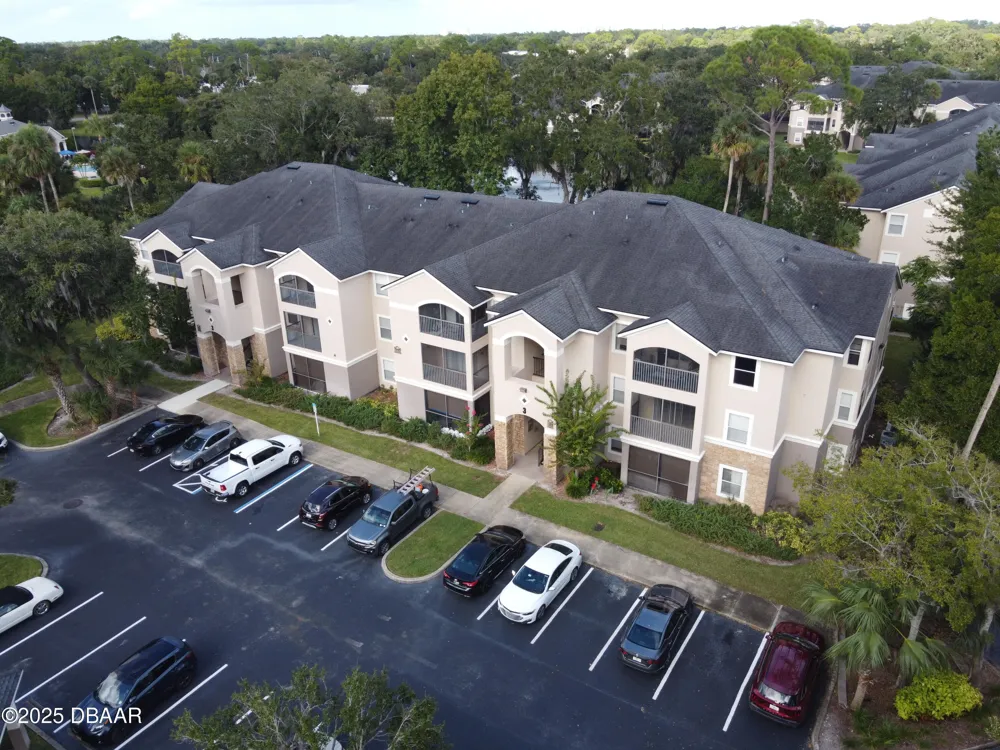 940 Village Trail #3-205 Port Orange, FL 32127
