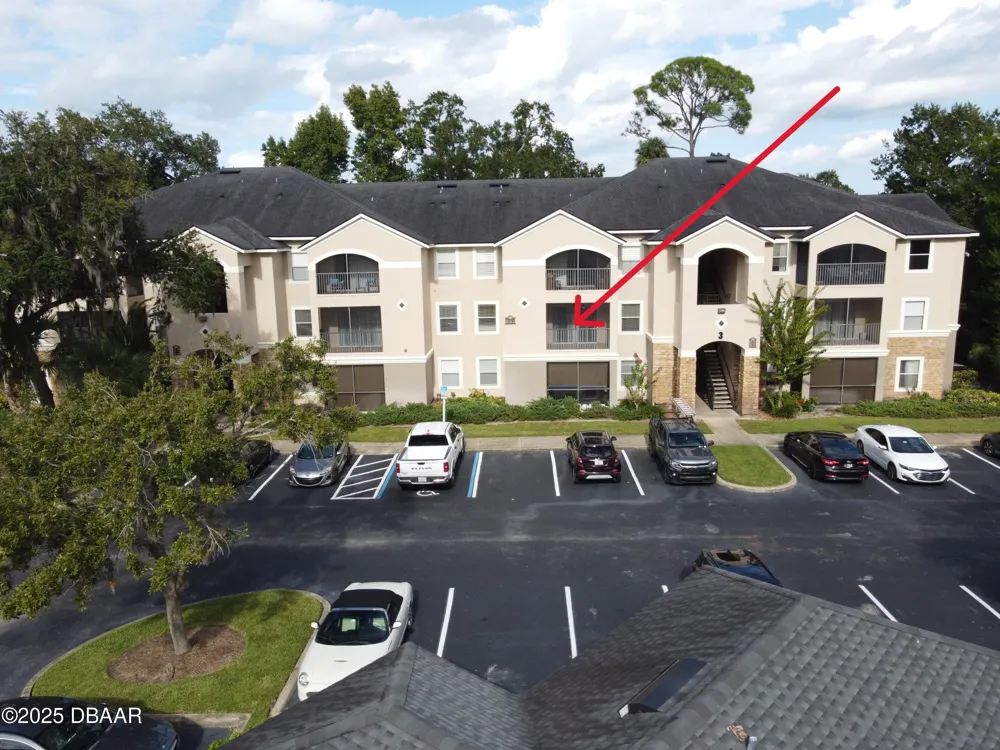 940 Village Trail #3-205 Port Orange, FL 32127