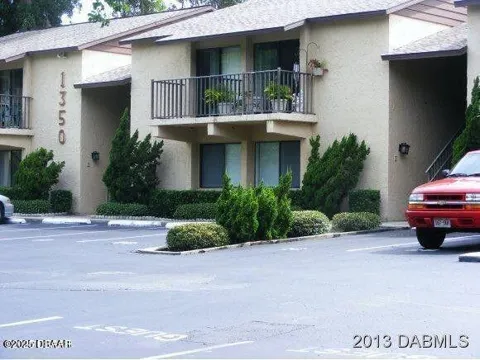 1350 S Palmetto Avenue #104