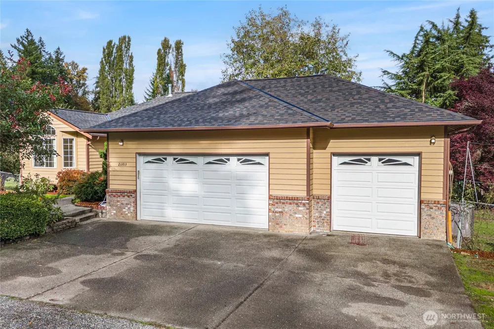 21103 16th Street E Lake Tapps, WA 98391