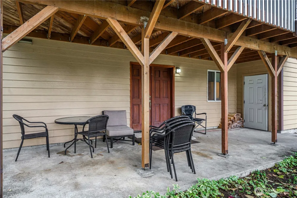 21103 16th Street E Lake Tapps, WA 98391