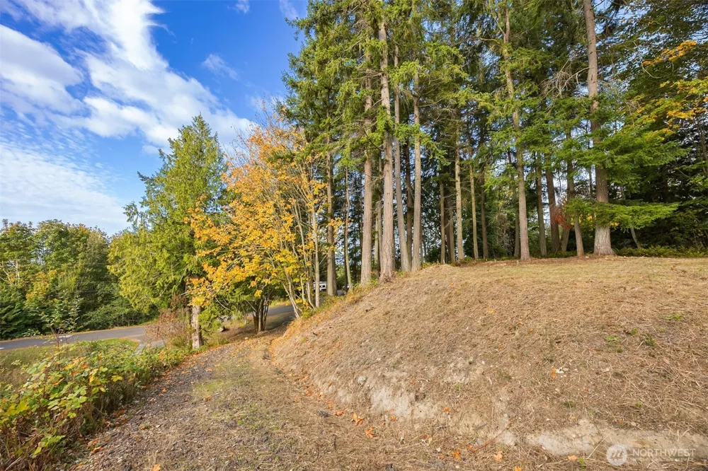 34464 Bridge View Drive NE Kingston, WA 98346