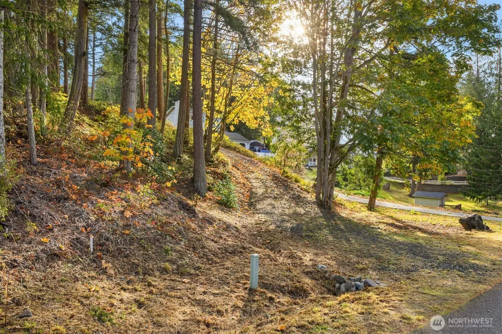 34464 Bridge View Drive NE Kingston, WA 98346