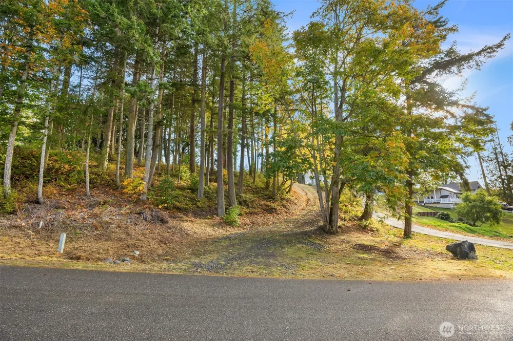 34464 Bridge View Drive NE Kingston, WA 98346