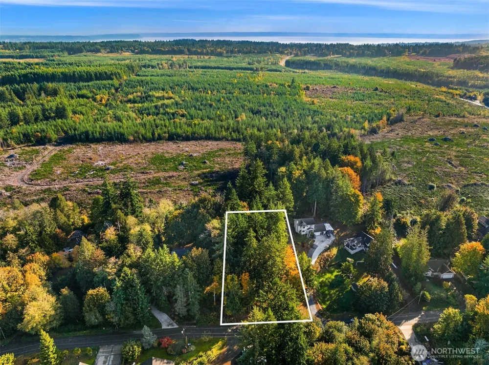 34464 Bridge View Drive NE Kingston, WA 98346
