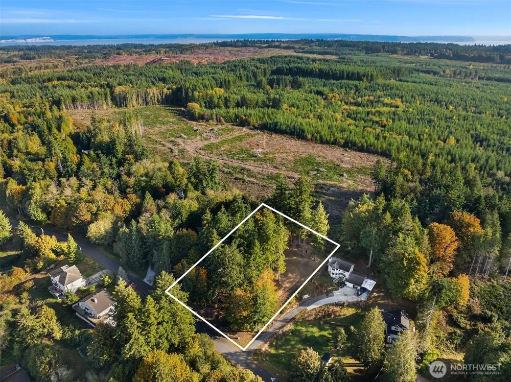 34464 Bridge View Drive NE Kingston, WA 98346