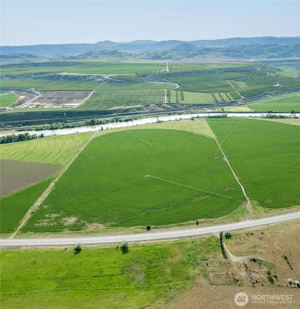 27061 Highway 97 Okanogan, WA 98840