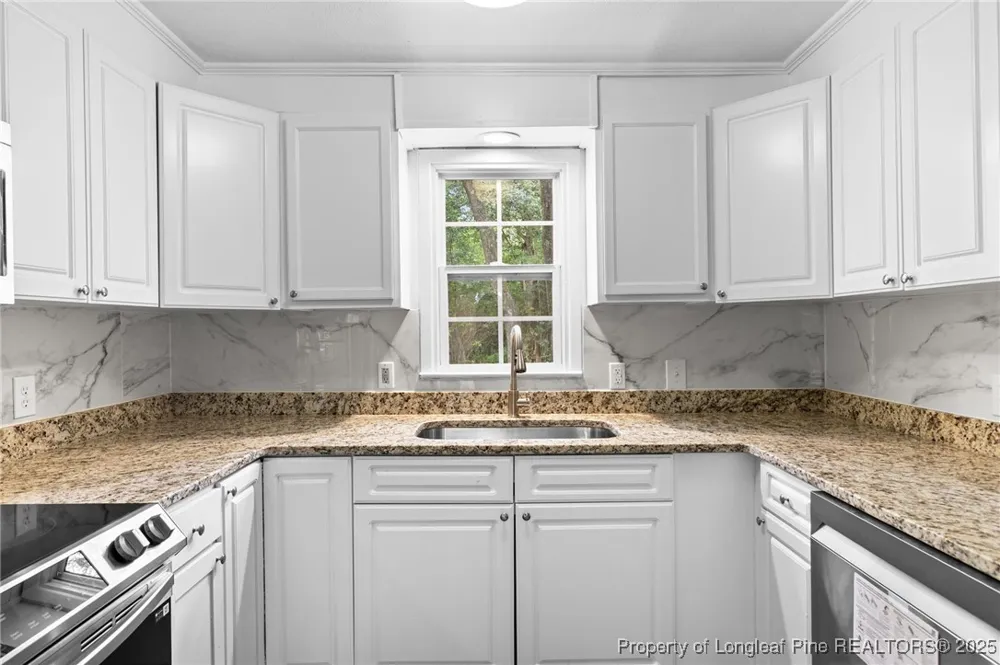 402 S Morro Street Fairmont, NC 28340