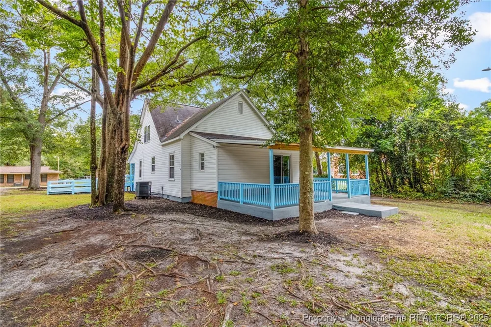 402 S Morro Street Fairmont, NC 28340