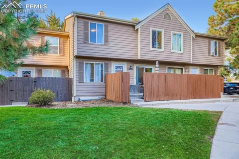 4386 Hawks Lookout Lane