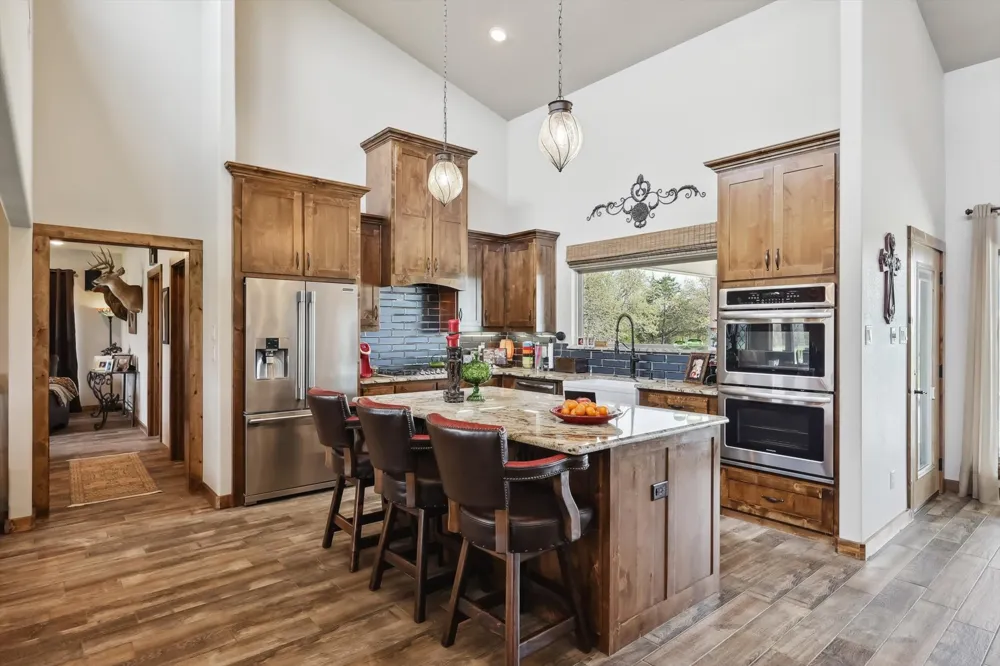 812 Mckenzie Road Tioga, TX 76271