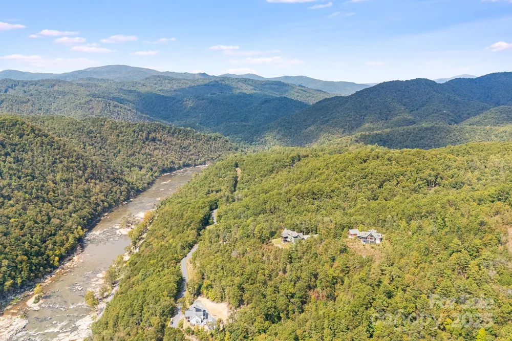 111 Wild Turkey Loop Marshall, NC 28753