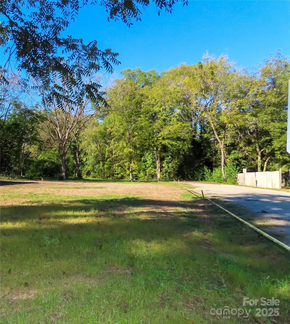435 Clinton Avenue Lancaster, SC 29720