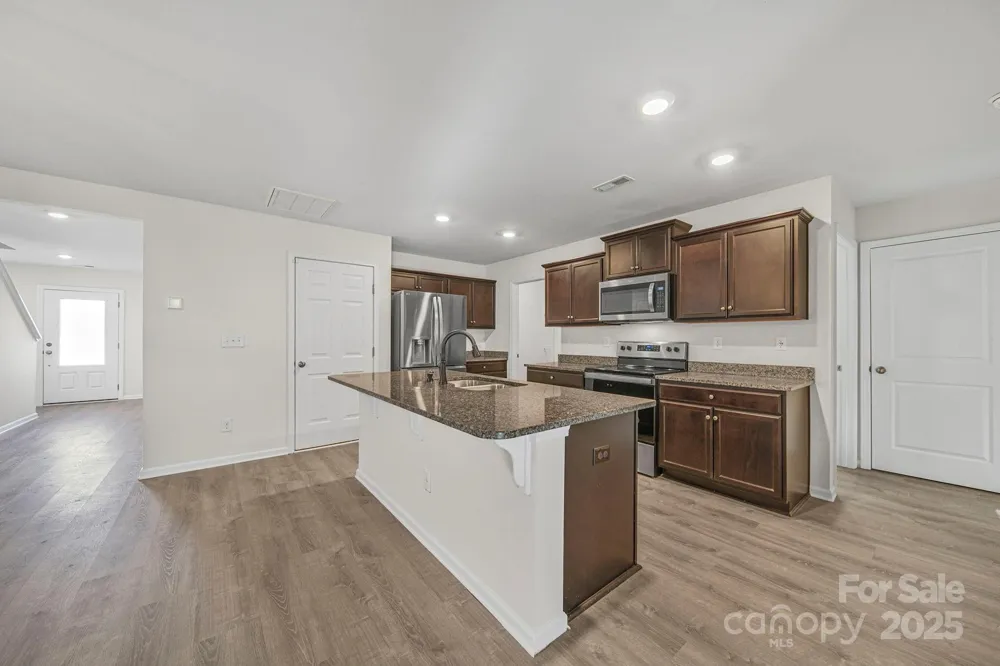 3120 Green Apple Drive Dallas, NC 28034
