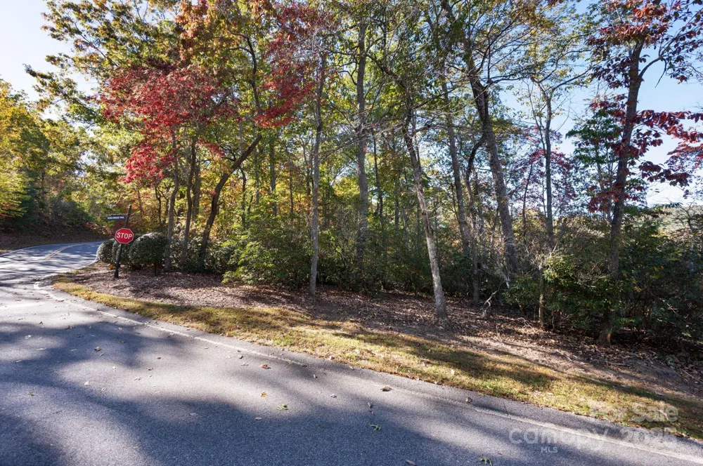 2002 Song Breeze Trail Arden, NC 28704