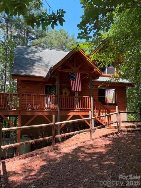 106 Lake Terrace Drive