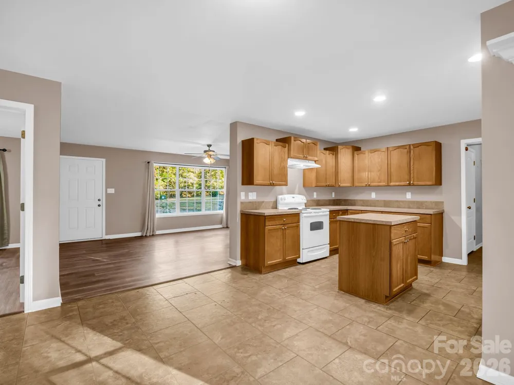 663 Landrum Road Columbus, NC 28722