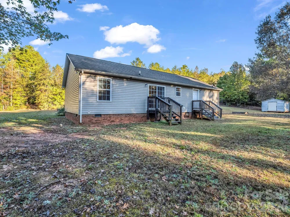 663 Landrum Road Columbus, NC 28722