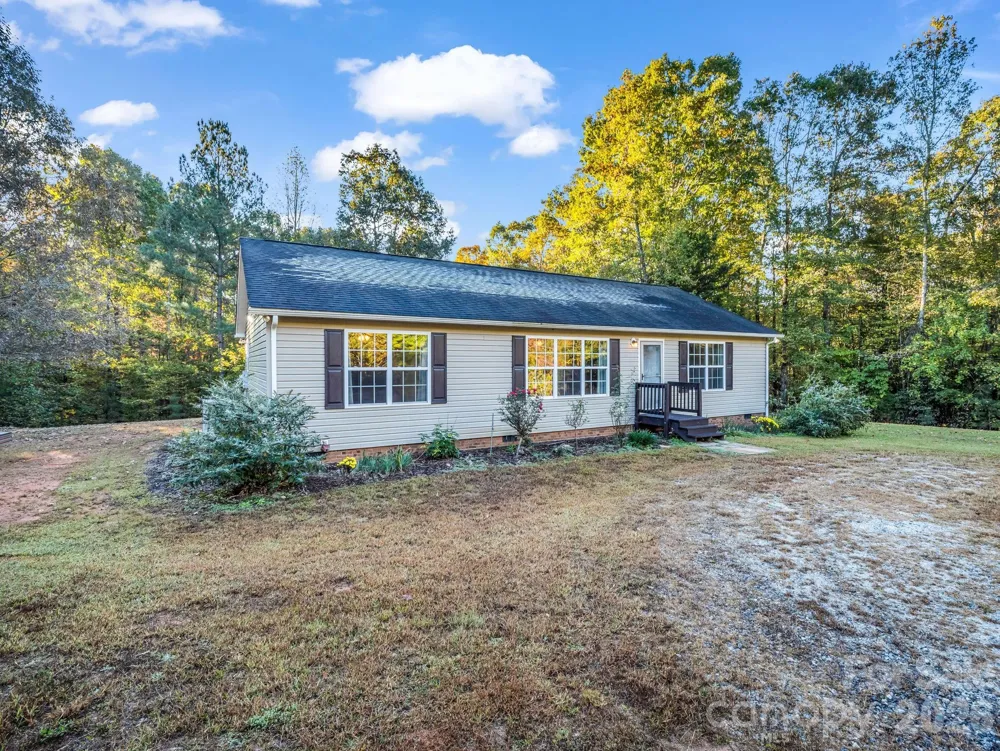 663 Landrum Road Columbus, NC 28722