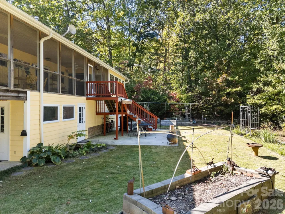 160 Caledonia Road Landrum, SC 29356