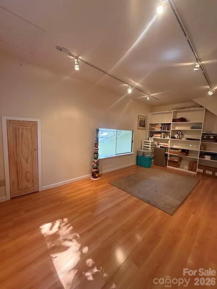 160 Caledonia Road Landrum, SC 29356