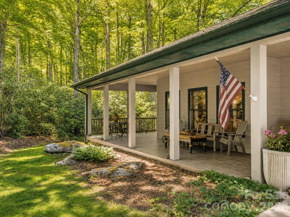 7255 Laurel Hill Drive Newland, NC 28657