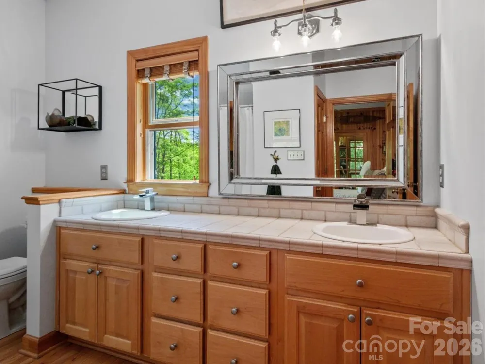 7255 Laurel Hill Drive Newland, NC 28657