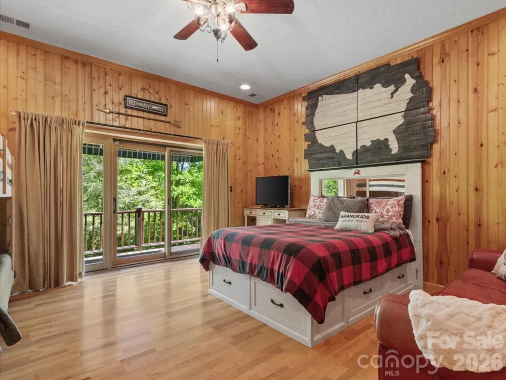7255 Laurel Hill Drive Newland, NC 28657