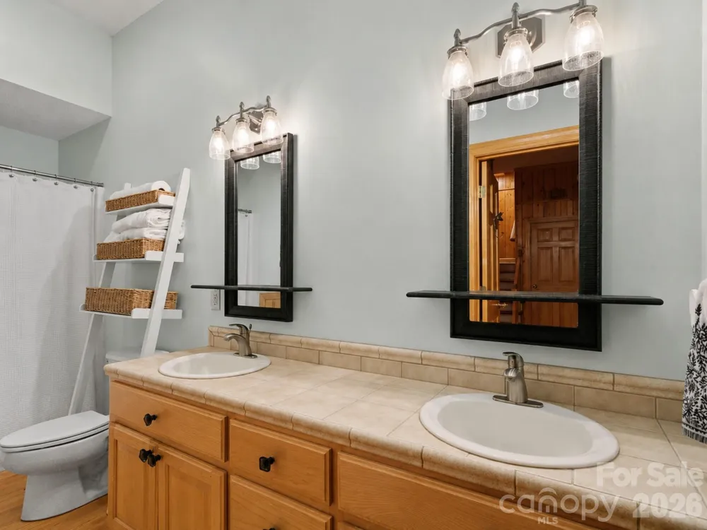 7255 Laurel Hill Drive Newland, NC 28657