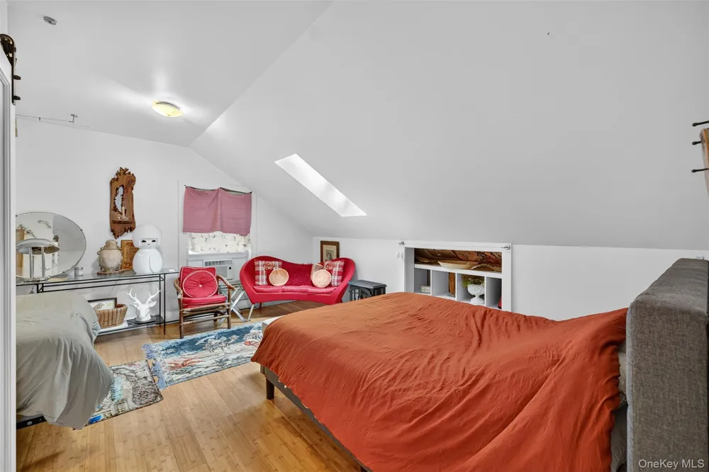 1122 County Route 31 Glen Spey, NY 12737