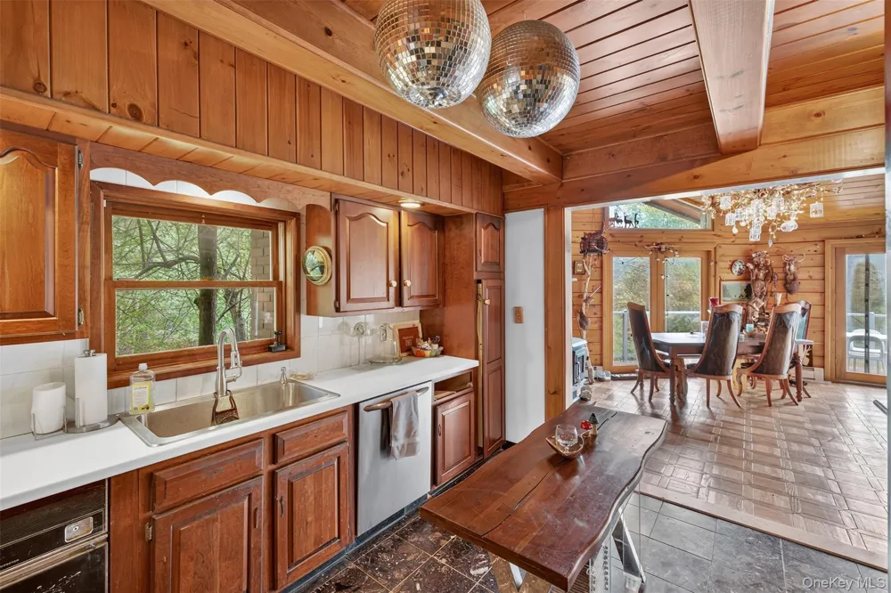 1122 County Route 31 Glen Spey, NY 12737