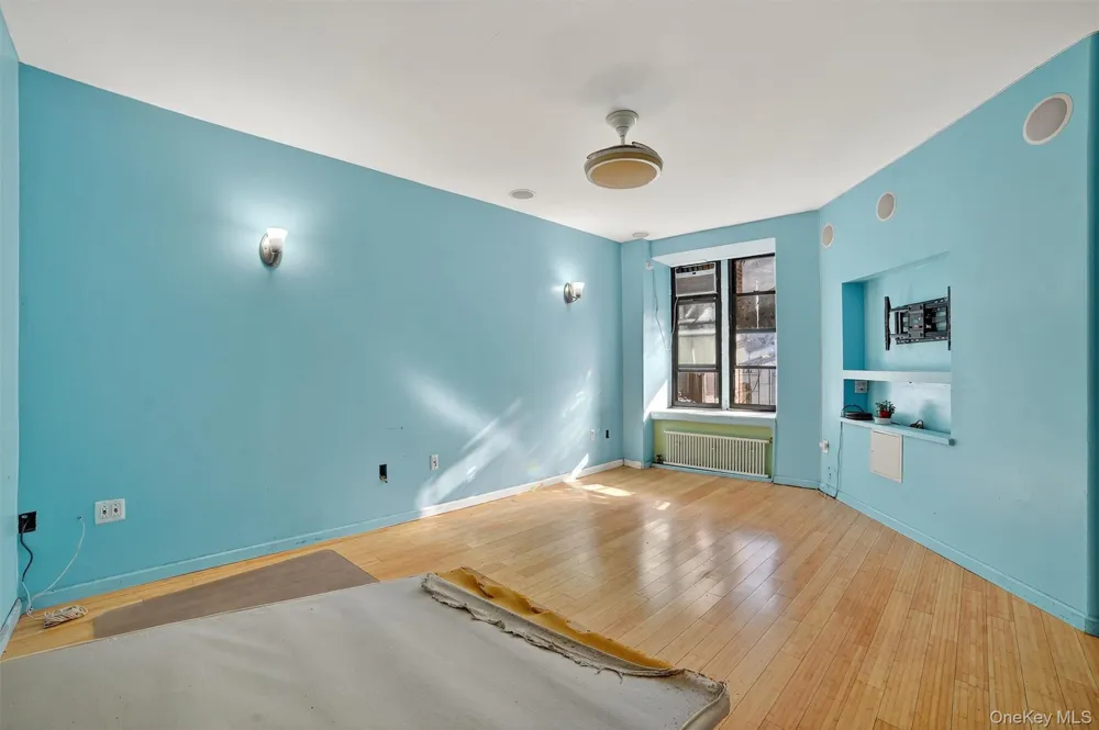 941 Jerome Avenue #8F Bronx, NY 10452