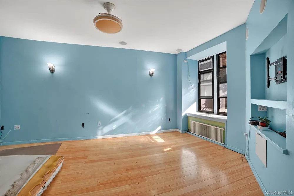 941 Jerome Avenue #8F Bronx, NY 10452