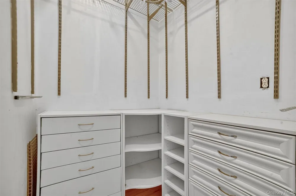 941 Jerome Avenue #8F Bronx, NY 10452