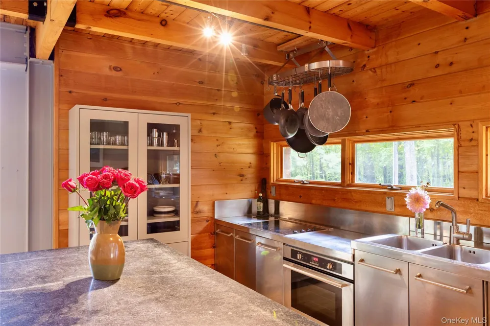 39 Hornbeck Lane Accord, NY 12404