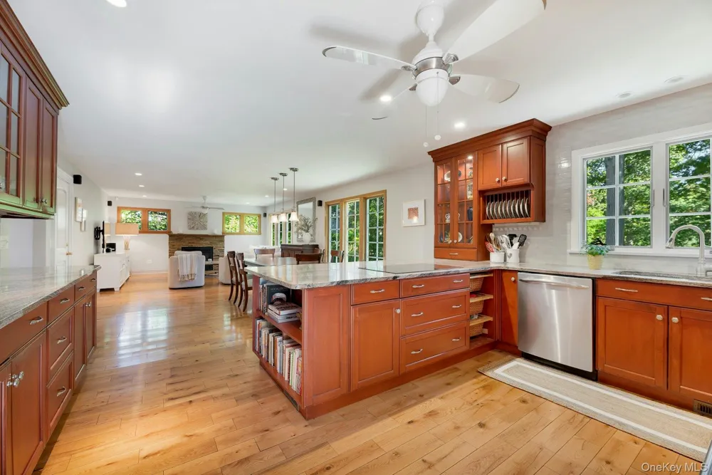 3600 Rocky Point Road East Marion, NY 11939