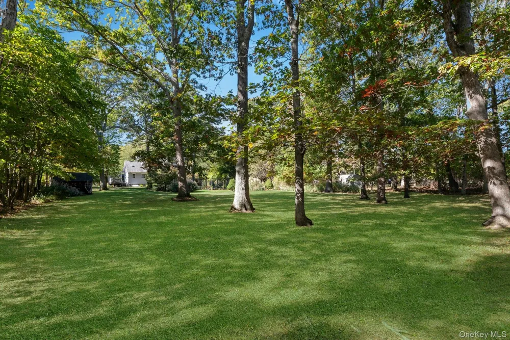 3600 Rocky Point Road East Marion, NY 11939