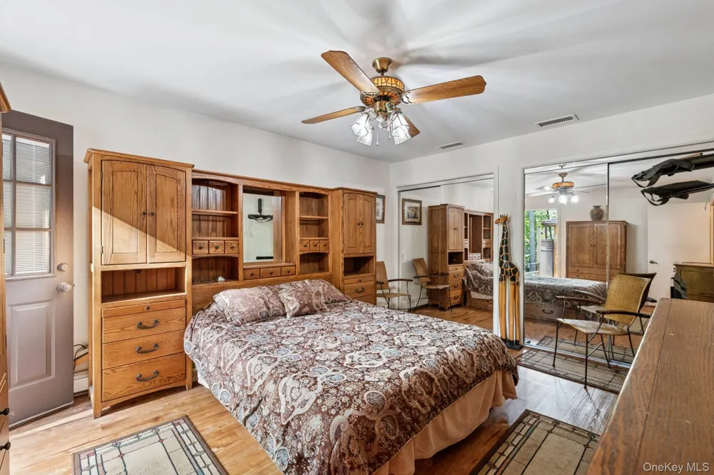 4 Ivy Place Shelter Island, NY 11964