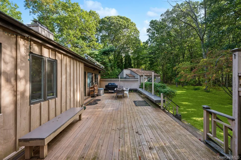 4 Ivy Place Shelter Island, NY 11964