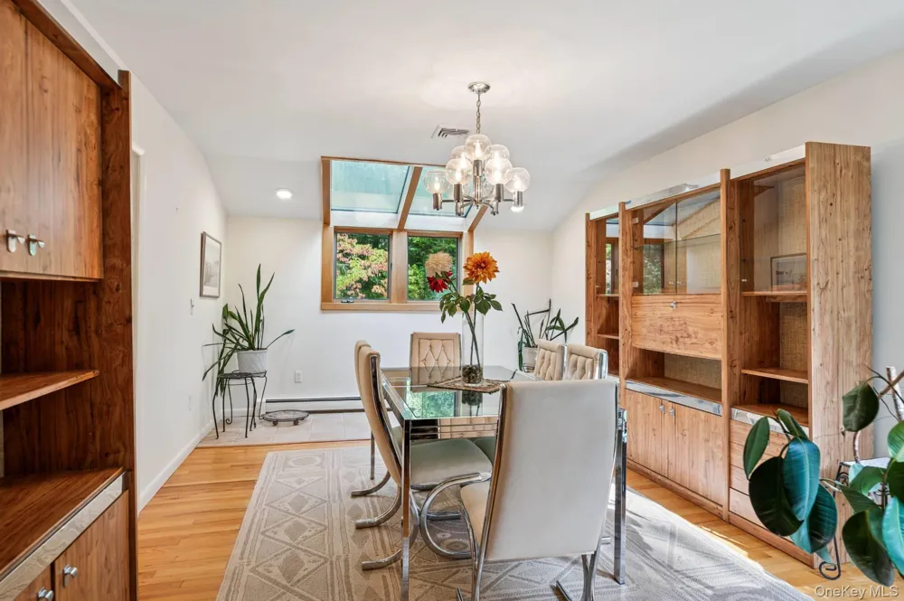 4 Ivy Place Shelter Island, NY 11964