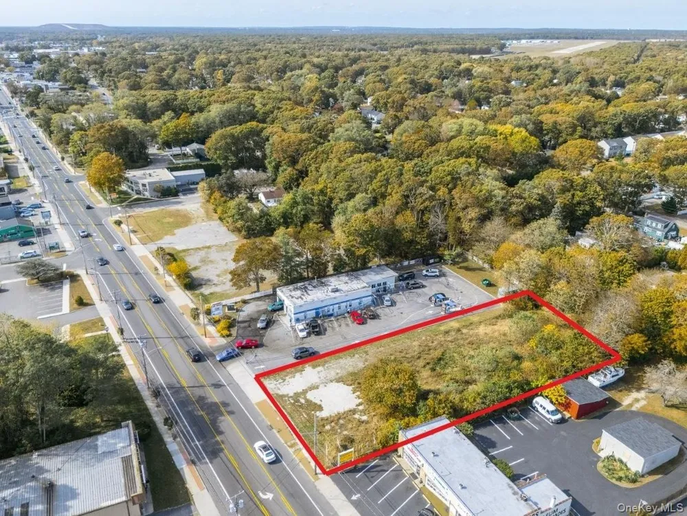 1467 Montauk Highway Mastic, NY 11950
