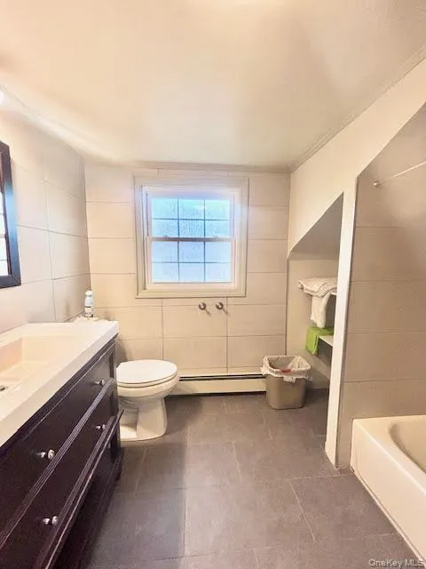 573 Fairway Drive Woodmere, NY 11598