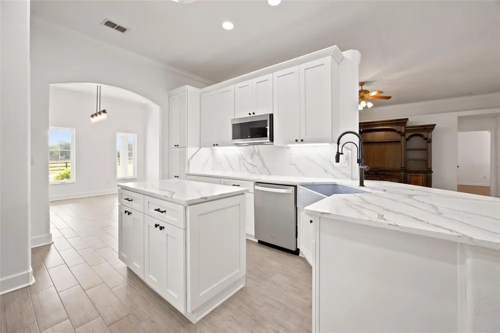 16050 NW 10TH CIRCLE Citra, FL 32113