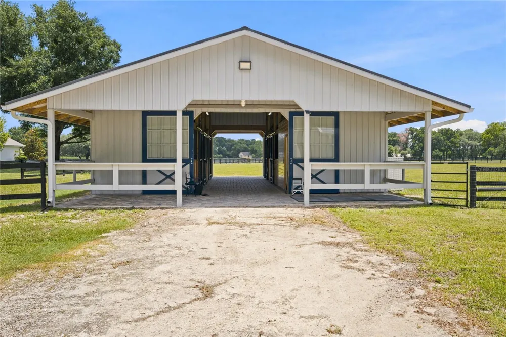 16050 NW 10TH CIRCLE Citra, FL 32113