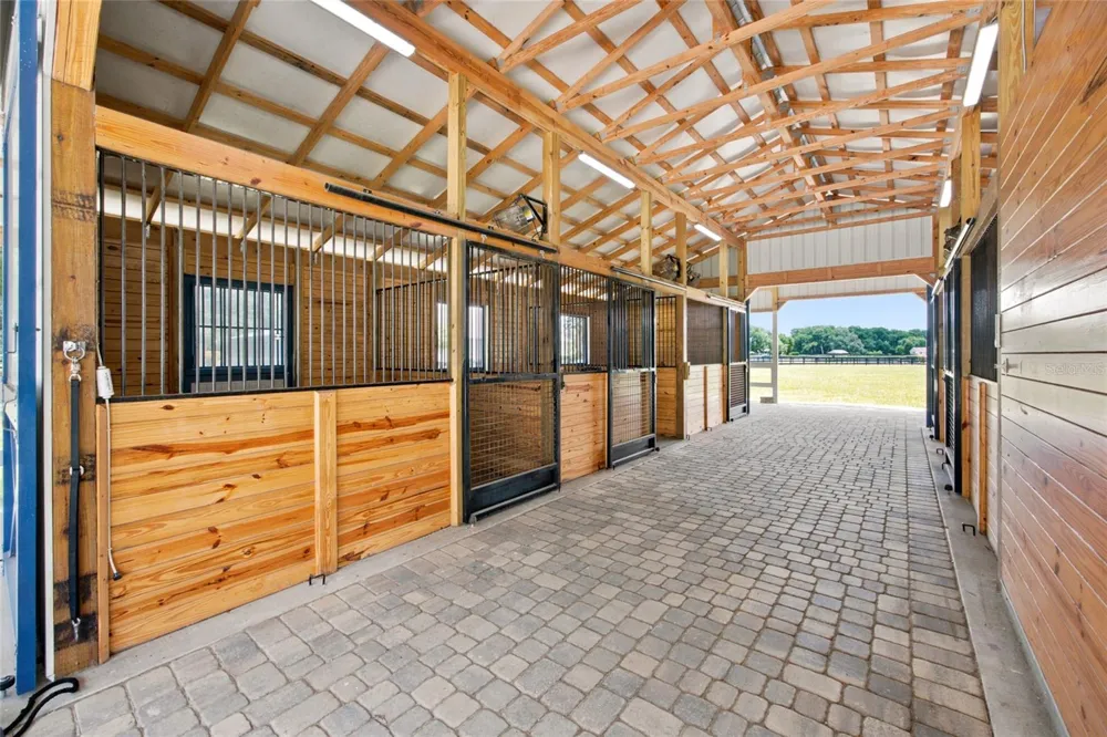 16050 NW 10TH CIRCLE Citra, FL 32113