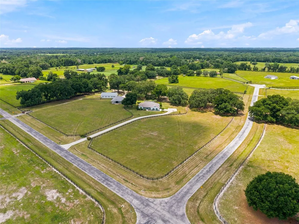 16050 NW 10TH CIRCLE Citra, FL 32113