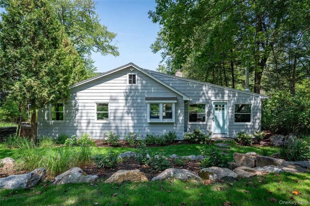 9 S Shore Drive South Salem, NY 10590
