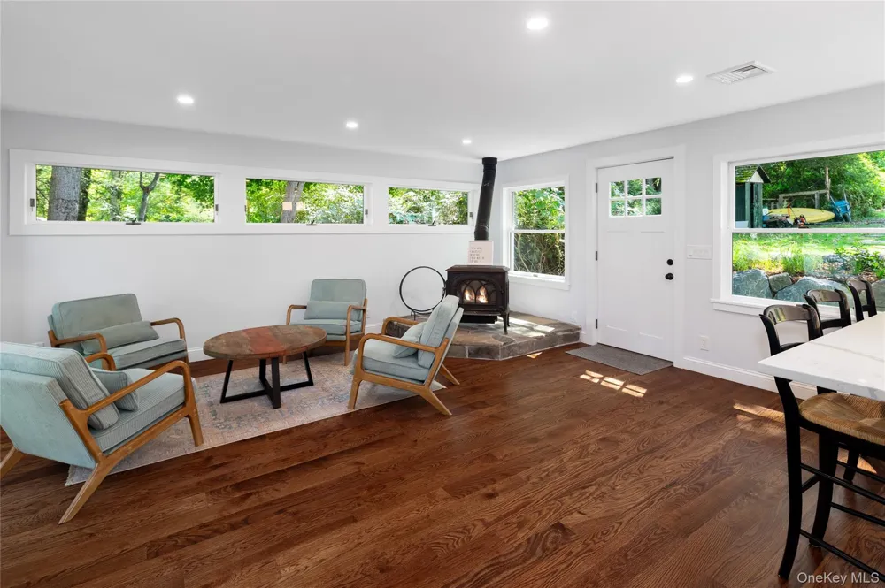 9 S Shore Drive South Salem, NY 10590