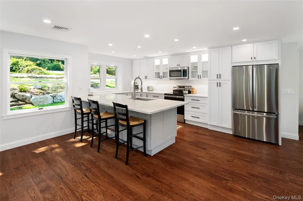 9 S Shore Drive South Salem, NY 10590